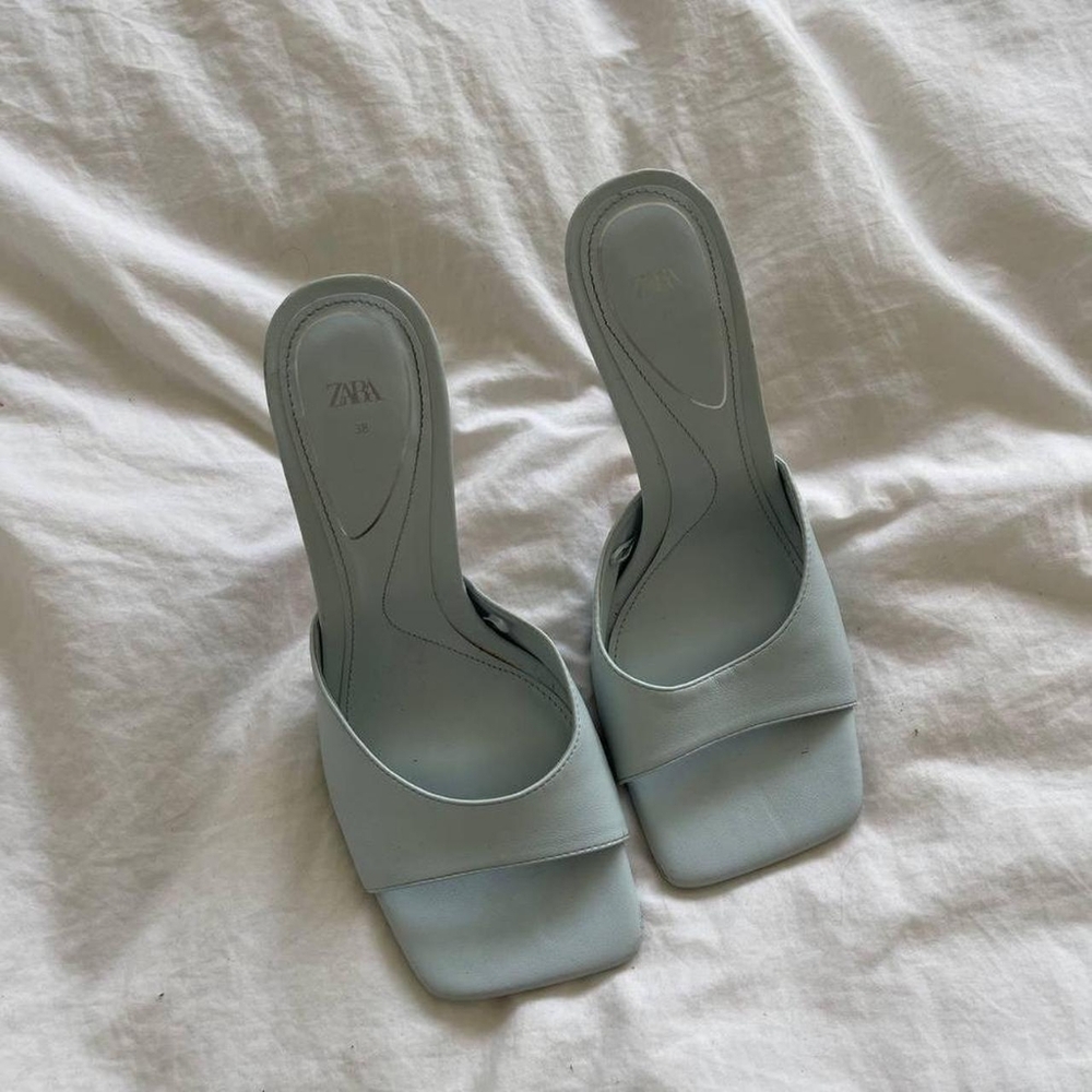 Zara Women's Soft Blue Heeled Slides